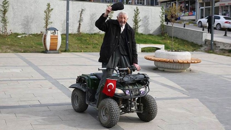 107 yaşında ATV kullanıyor: Tek rakibim Sofuoğlu