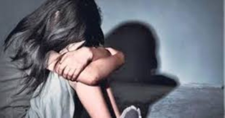 15 yaşında kıza tecavüz: 84 şüpheli!
