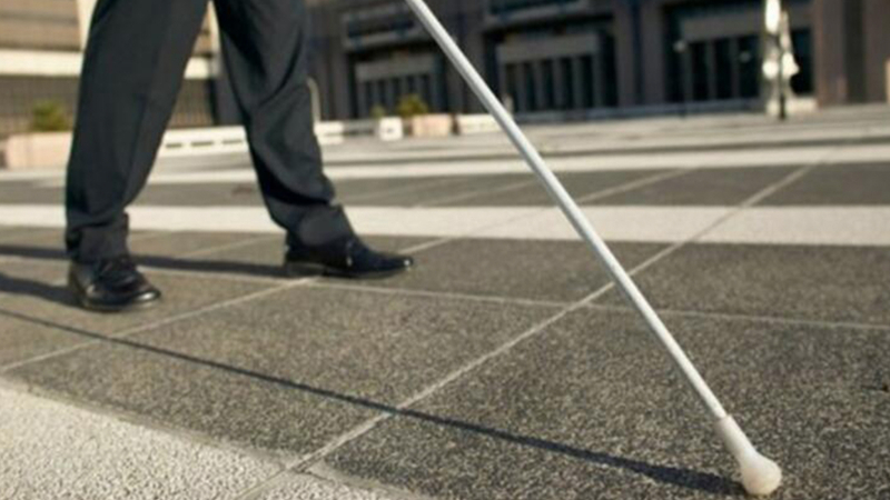 20 yıldır görme engelli olan bir kişi trafik kazası sonrası görmeye başladı 