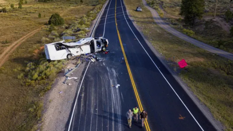 ABD'de otobüs kazasında 4 kişi öldü 