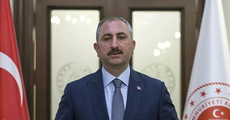 Adalet Bakanı Gül: 120 tutuklu ve hükümlüye Kovid-19 tanısı konuldu 