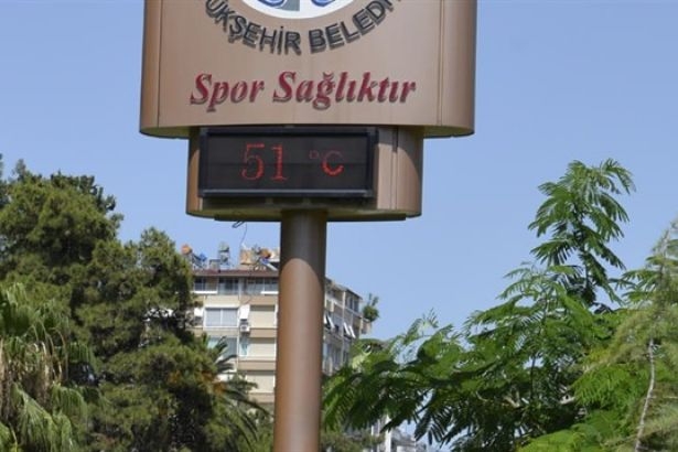 Adana'da sıcaklık 51 dereceyi buldu!