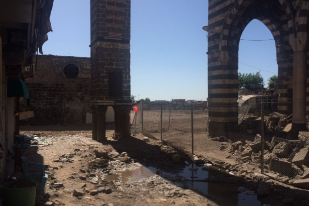 Af Örgütü: Sur bombalanmış, dümdüz edilmiş!