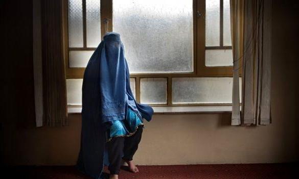 Afganistan'da kadın intiharları neden yaygın?