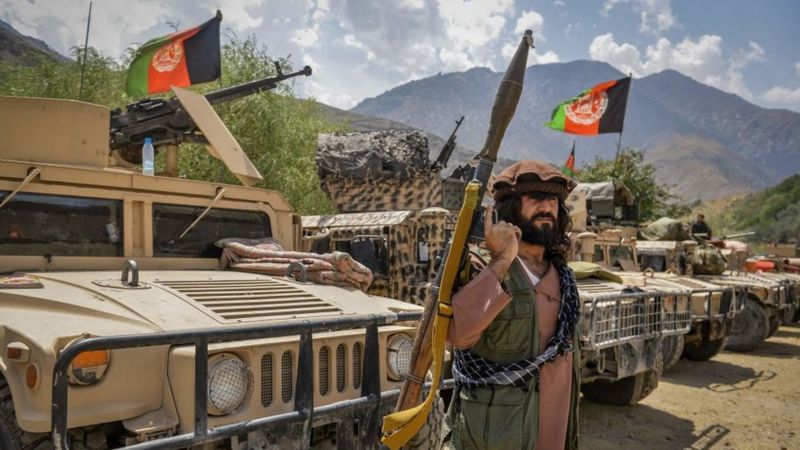 Afganistan'da Taliban'a direniş sürüyor