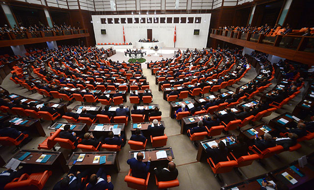 AK Parti, 20 maddelik yasa teklifini Meclis’e sundu