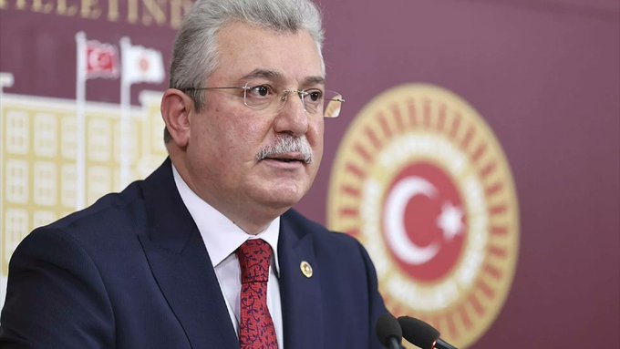 Akbaşoğlu: CHP, saraylardan verilen talimatı yerine getirme anlayışında