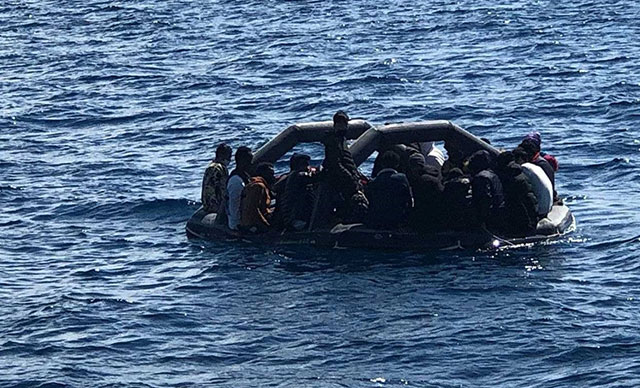 Akdeniz’de 100 göçmen hayatını kaybetti