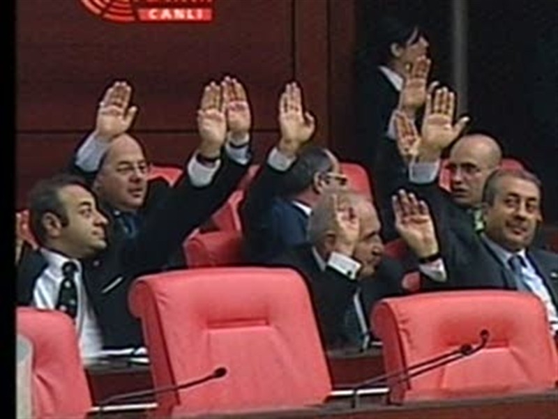 AKP kiminle koalisyon yapmak istiyor!