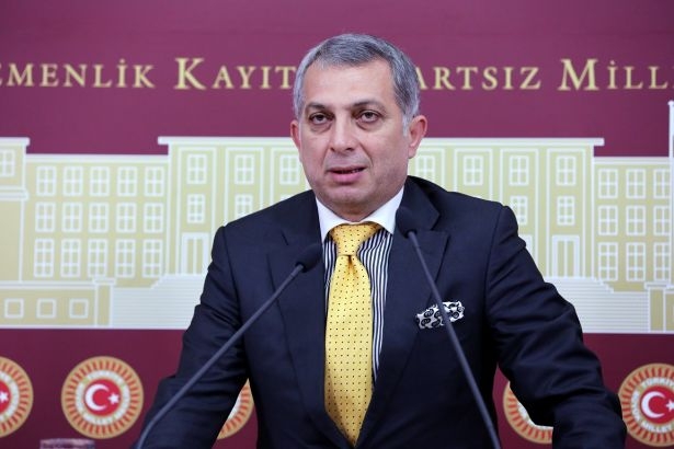 AKP'li Külünk: AYM Kapatılmalıdır!