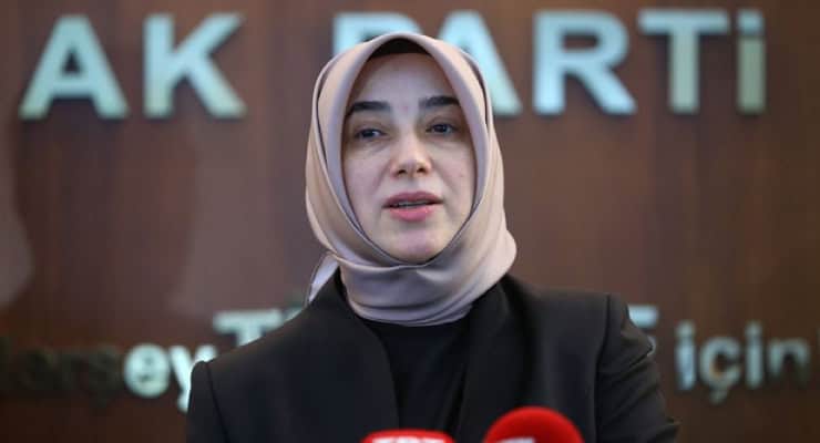 AKP’li Özlem Zengin: Dilruba K. tutuksuz yargılansın