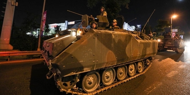 AKP'li Yazıcı: İdam yerine vatandaşlıktan çıkarma getirilebilir!