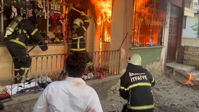 Aksaray’da müstakil evde çıkan yangında 6 yaşında çocuk yaşamını yitirdi