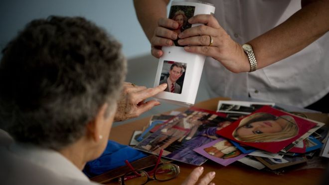 Alzheimer hastalığına karşı 'anı tekrarlama' yöntemi