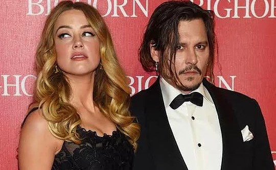 Amber Heard: Johnny Depp beni yüzümü oymakla tehdit etti