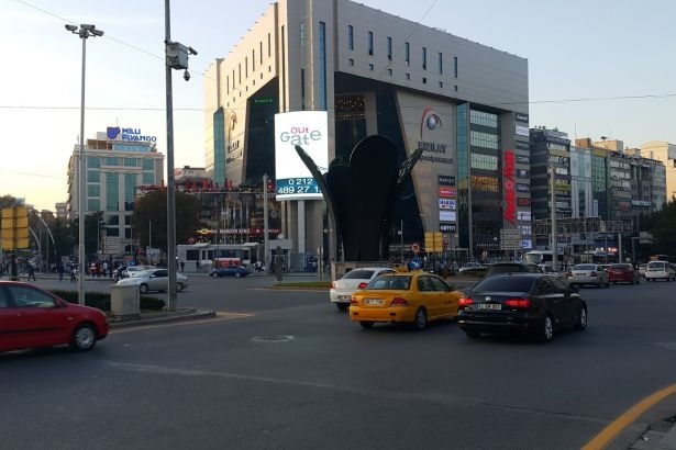 Ankara'da 'şüpheli araç' alarmı!