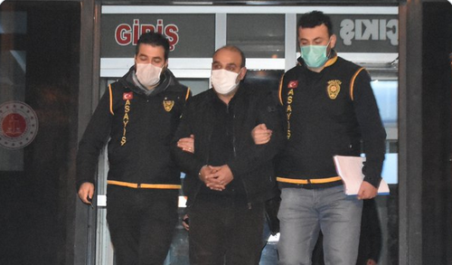 Antalya'da boğarak öldürdüğü kadının cesedini sandığa saklayan katil zanlısı tutuklandı