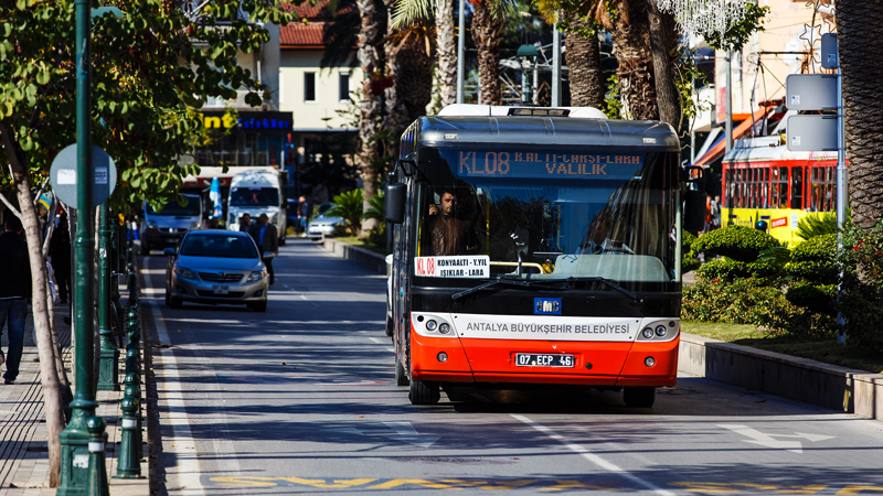 Antalya'da ücretsiz otobüs uygulaması kaldırıldı