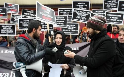 Antikapitalist Müslümanlar'dan Charlie Hebdo özürü!