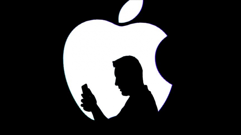'Apple kibar müşterilerine ayrıcalıklı hizmet veriyor'