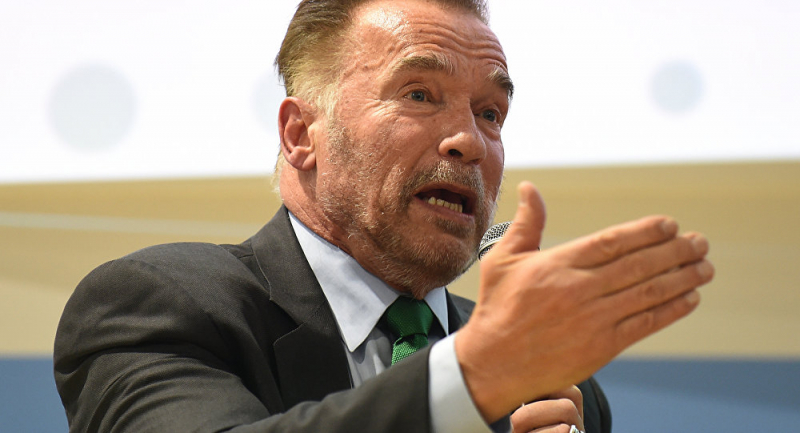 Arnold Schwarzenegger’in uğradığı saldırı kameraya yansıdı 