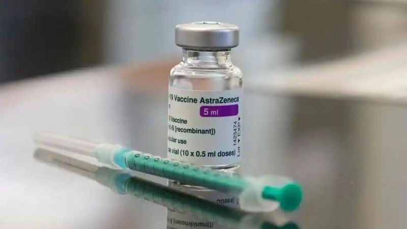 'AstraZeneca aşısının kanda pıhtılaşma riskini artırdığına dair bulgu yok' 