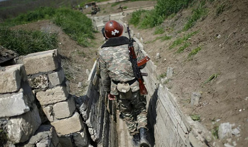 Azerbaycan, Ermenistan sınırında çatışmalar olduğu iddialarını yalanladı