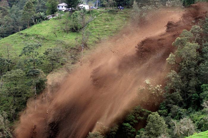 Guatemala'da toprak kayması! 30 ölü...