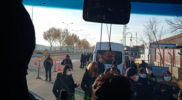 Ankara'daki 'Barınamıyoruz' eyleminde 80'e yakın gözaltı