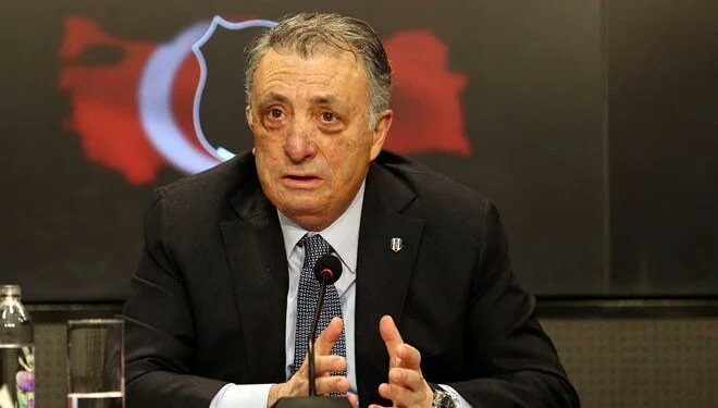 Beşiktaş Başkanı Ahmet Nur Çebi'den istifa iddiasına açıklama: 'İşimin başındayım'