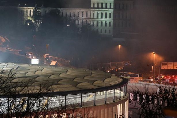 Beşiktaş'ta saldırının yaşandığı yere 'Şehitler Tepesi' ismi verildi