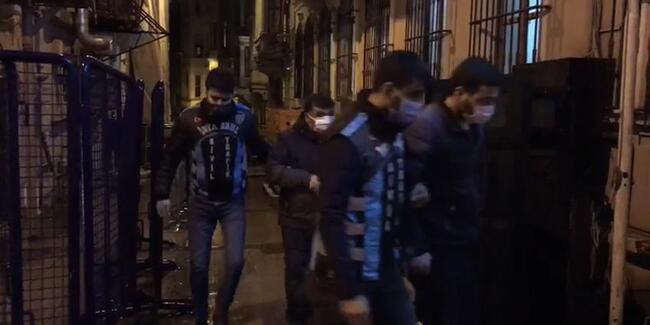 Beyoğlu'nda değnekçiler gözaltına alındı
