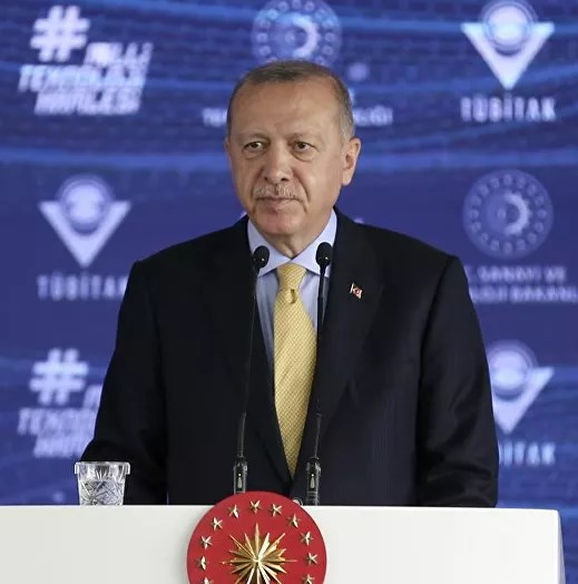 'Birileri fildişi kulelerde ahkam keserken biz güçlü Türkiye hedefimize yürüyoruz'