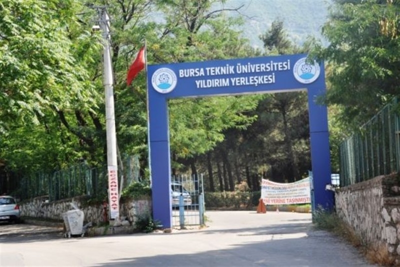 Bursa Teknik Üniversitesi'nde oruç tutmayan öğrencilere yemek yok! 