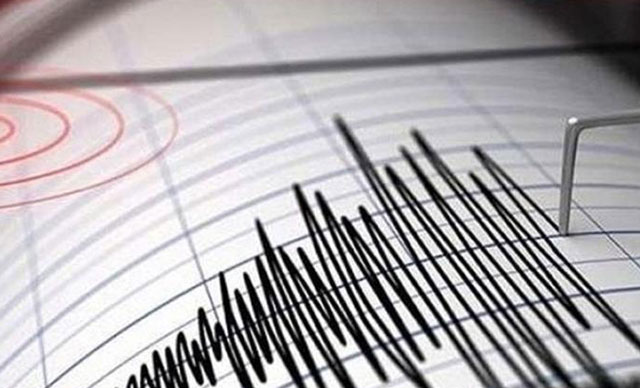 Çanakkale açıklarında 3.9 büyüklüğünde deprem 