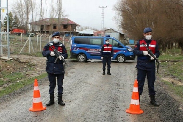 Çankırı'da Aliözü köyü koronavirüs nedeniyle karantina altına alındı