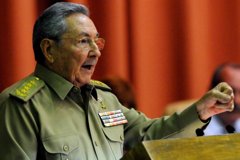 Castro: Küba hiçbir zaman kapitalizme yönelmeyecek