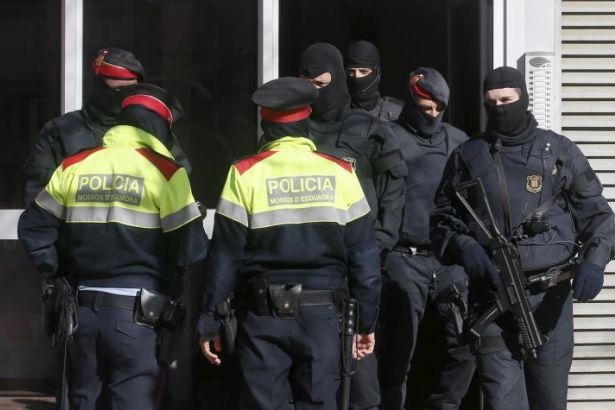  İspanya IŞİD'e katılmaya hazırlanan bir Faslıyı yakaladı!