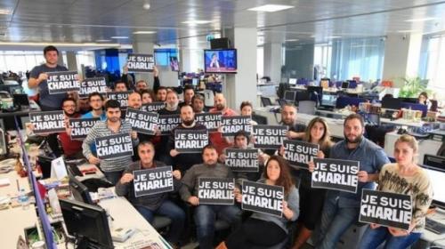 Türkiyeli gazetecilerden Charlie Hebdo'ya destek!