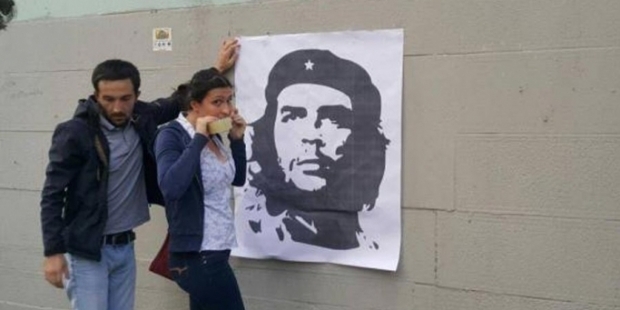 Che posteri asan 5 kişi gözaltına alındı!