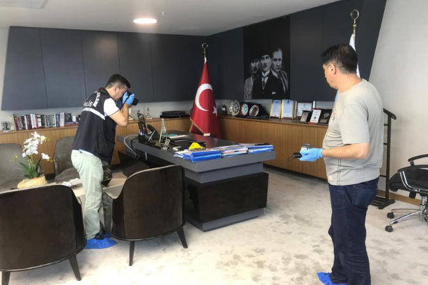 CHP'li Belediye Başkanının odasından dinleme cihazı çıktı