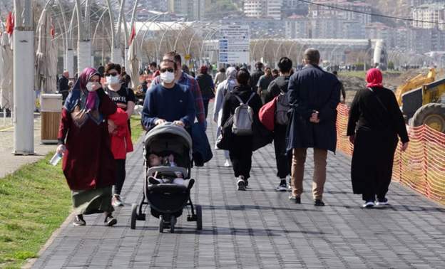CHP'li Şahin'den aşı olmayanların toplu alanlara girmesinin kısıtlanması için kanun teklifi 