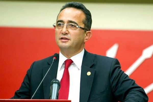 CHP'li Tezcan: Kararı ilan ederken 'Cumhurbaşkanımızın talimatıyla'; istifa ederken 'ben yaptım, affedin'