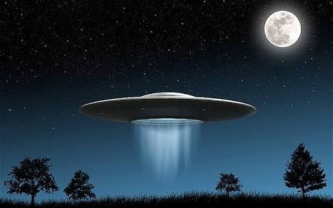 Uzay Bilimleri Başkanı: Ege'nin bir köyüne UFO düştü!