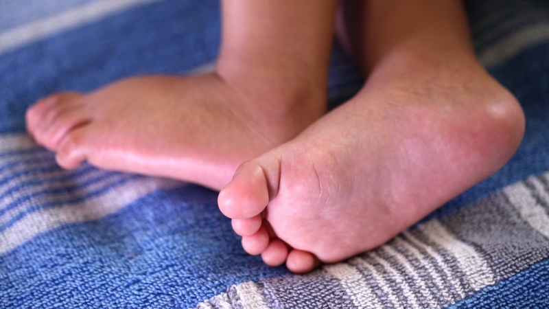 Çift rahimli kadın, ilk doğumundan 26 gün sonra ikiz dünyaya getirdi
