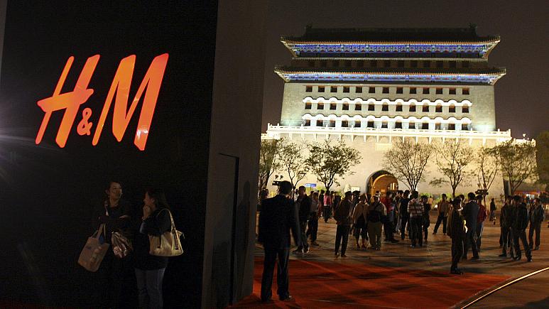 Çin'de H&M ürünleri internet sitelerinden kaldırıldı