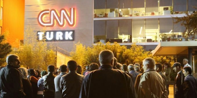 CNN Türk 6 kişinin işine son verdi!