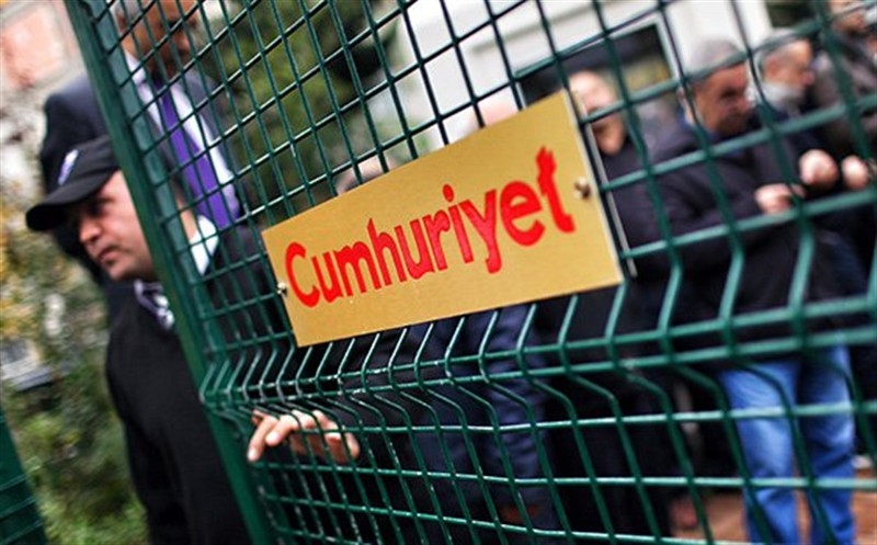 Cumhuriyet gazetesi İzmir bürosunu kapattı!