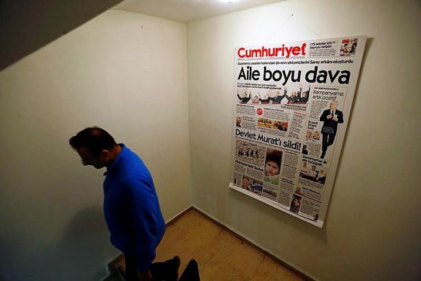 Cumhuriyet gazetesinin tutuklu yazar ve yöneticileri için AİHM'e başvuru