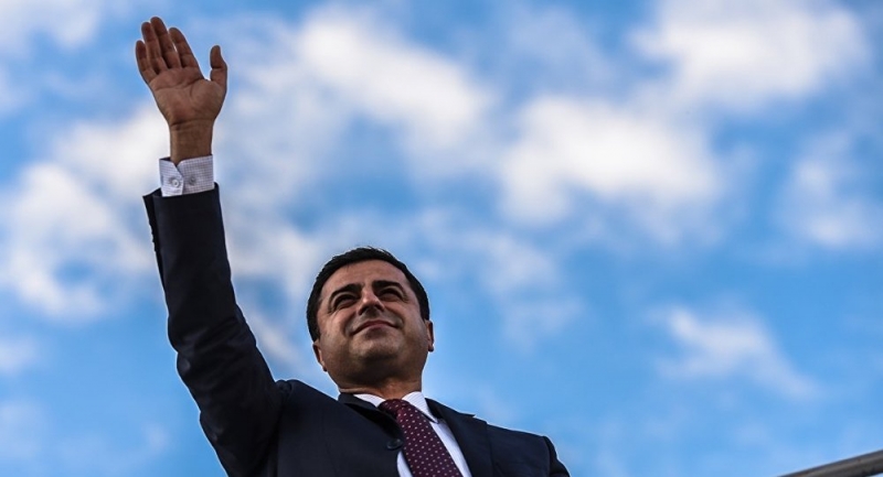 Demirtaş: HDP, Kürtçü de değildir Türkçü de!